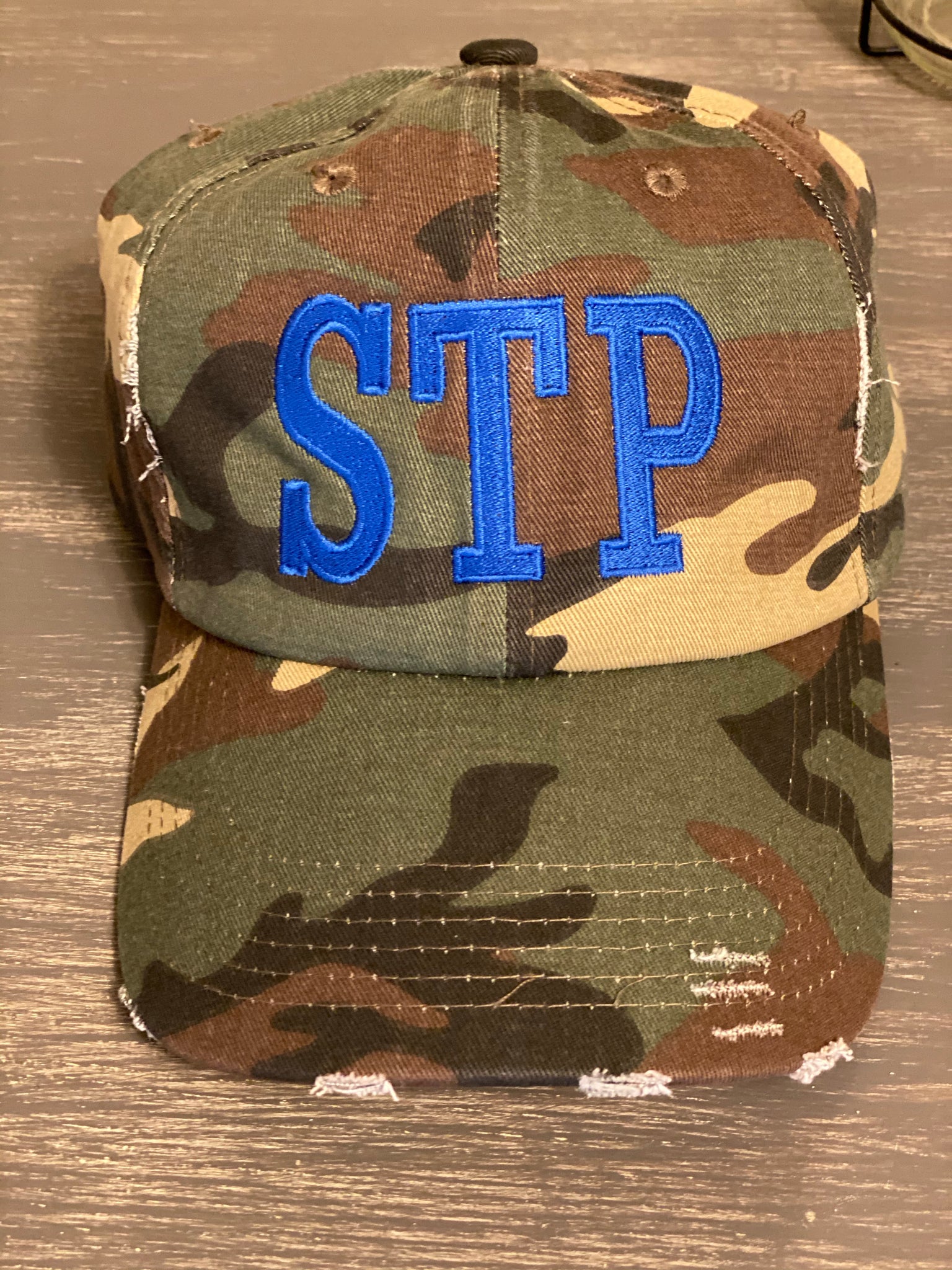 STP Spiritwear Camo Distressed ballcap